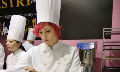 La giovane pasticciera Francesca Chiricosta si rac