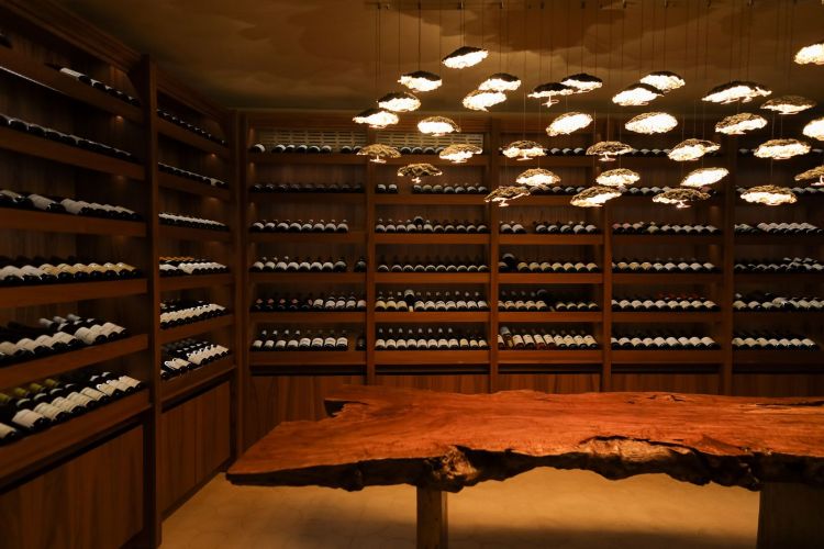 Uno scorcio della bellissima cantina, a più livelli... da visitare assolutamente a fine esperienza! (foto Fabio Demitri)