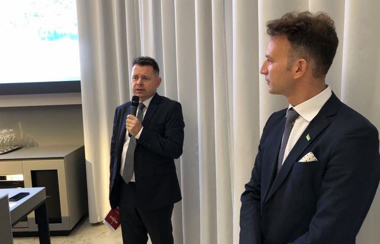 Slovenian consul Boris Antolic and Board director Aljosa Ota