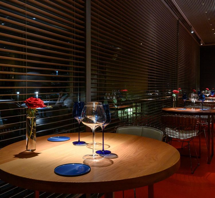La sala della Madonnina del Pescatore