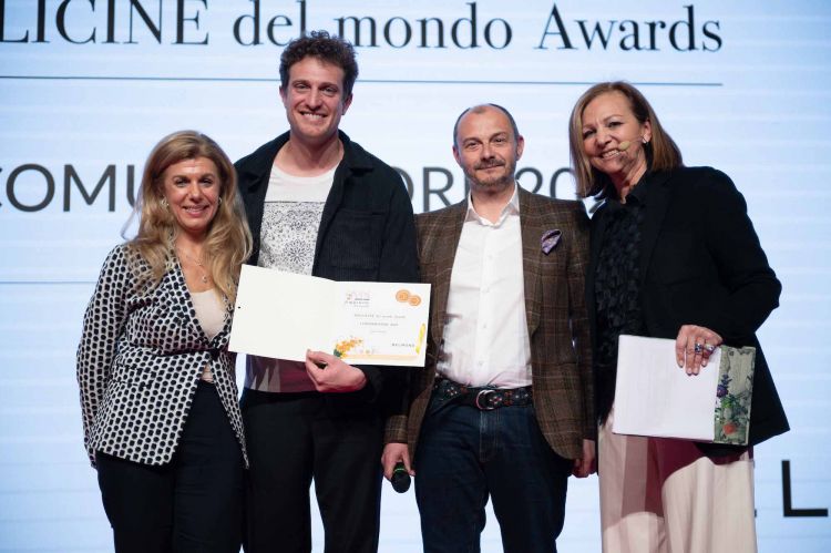 Amedei premiato "comunicatore dell'anno" per la Guida Bollicine nel Mondo 2024