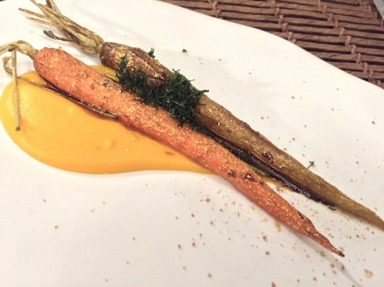 Carota e carota, piatto straordinario firmato da Cristina Bowerman